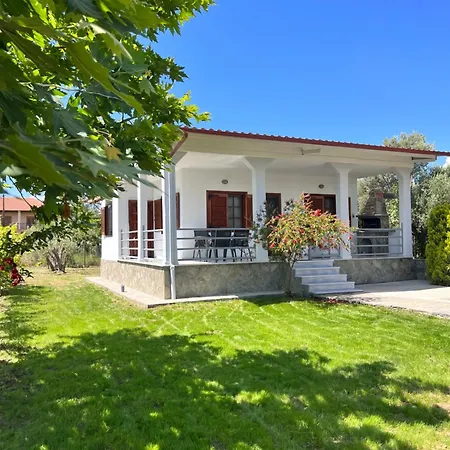 Sea And House Case de vacanță Orfánion
